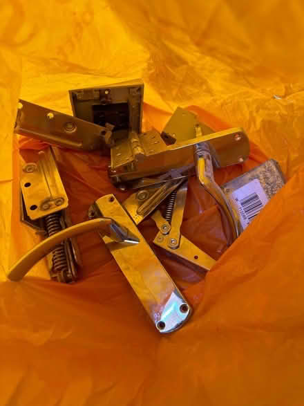Photo of free Internal door handle (pair)+ hinges (Hitchin, near town (SG5)) #1