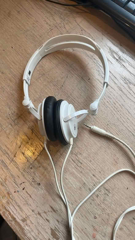 Photo of free Sony wired headphones - white (Widcombe) #1