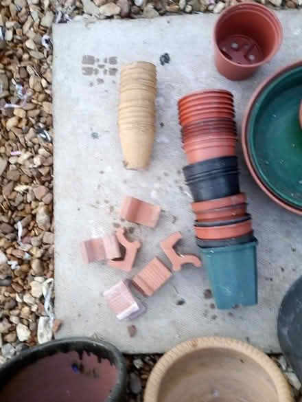 Photo of free various plant pots and pot stands (Folksworth, Peterborough) #1