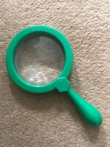 Photo of free Magnifying glass (Tolworth, KT5) #1