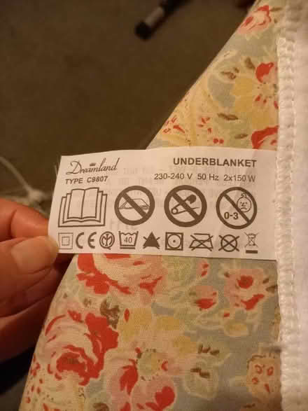 Photo of free Electric blanket Double bed size (Bessels Green TN13) #3