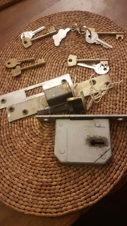 Photo of free Yale & Chubb Locks (Chiswick Park Station) #1