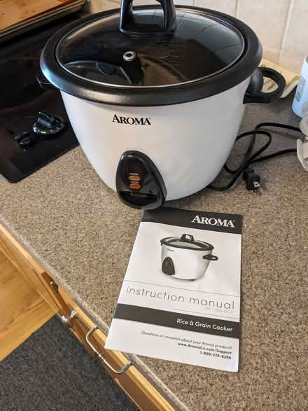 Photo of free 10 cup rice cooker (Conover) #1