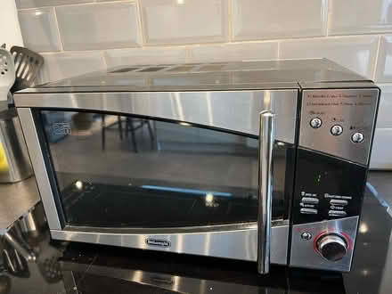 Photo of free Microwave 800W - DeLonghi (Welwyn AL7) #1