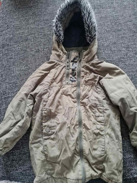 Photo of free 3-4 years bench coat (TW16) #1