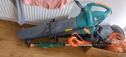 Photo of free Leaf blower and vacuum (Hoddesdon EN11) #1