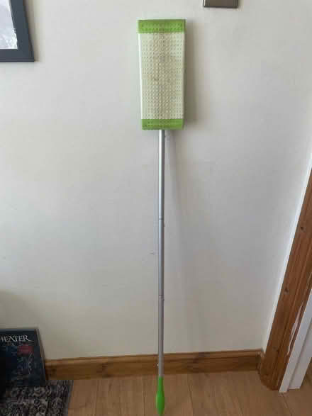 Photo of free Swiffer/Flash speed mop (Waterlooville PO8) #2