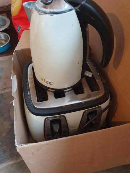 Photo of free Russell hobbs kettle and toaster (SY18) #1