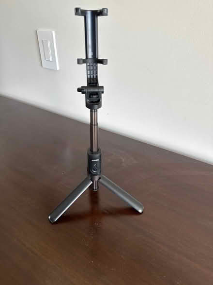 Photo of free Anker Selfie Stick/Tripod (Mount Laurel) #3