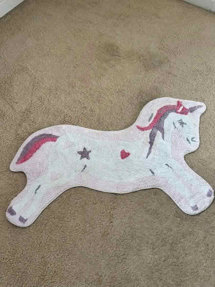 Photo of free Unicorn rug (Waterlooville PO8) #1