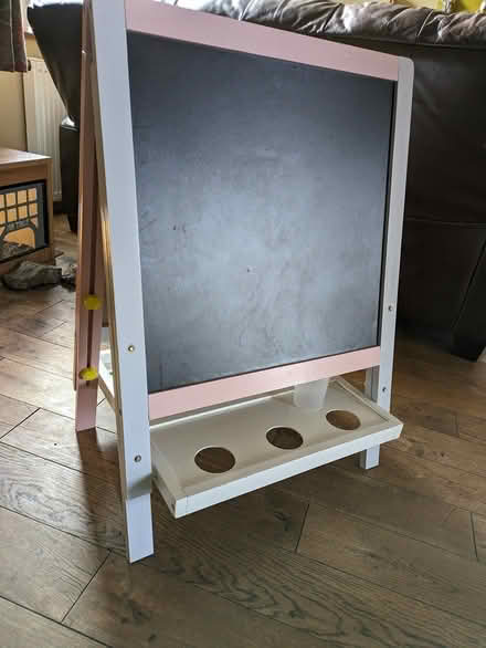 Photo of free Children's easel (Denholme BD13) #2