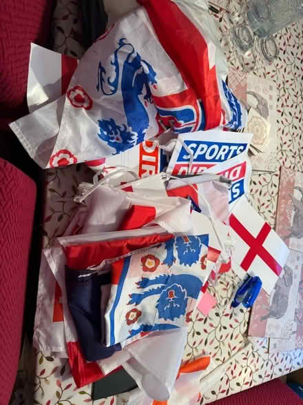 Photo of free England flags and bunting (SG5) #1