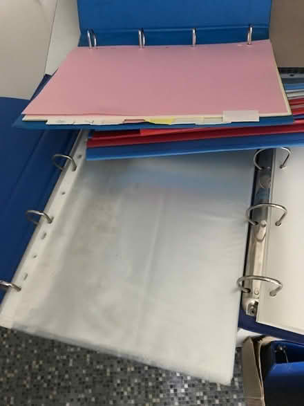Photo of free A4 Ringbinders & Dividers (Hyde SK14) #1