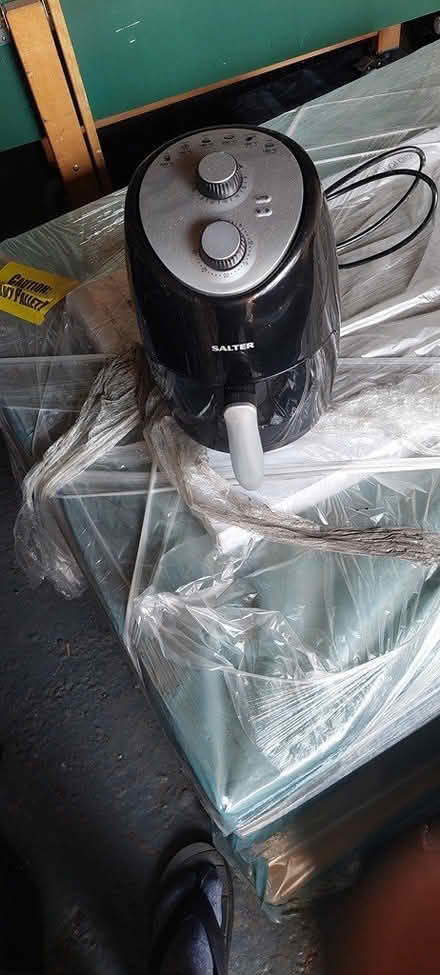 Photo of free Salters Air Fryer (Radcliffe M26) #1