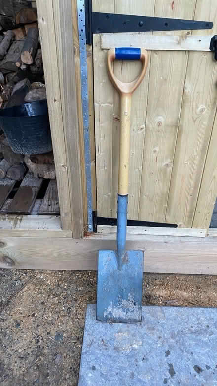 Photo of free Garden spade (BR2) #1