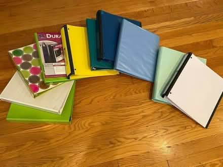 Photo of free 3 ring binders (Zip 22306 Alexandria) #4