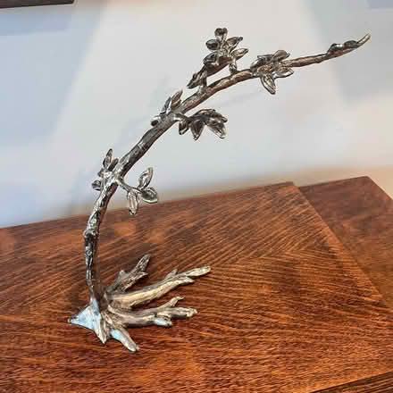 Photo of free necklace holder/display (Petworth) #1