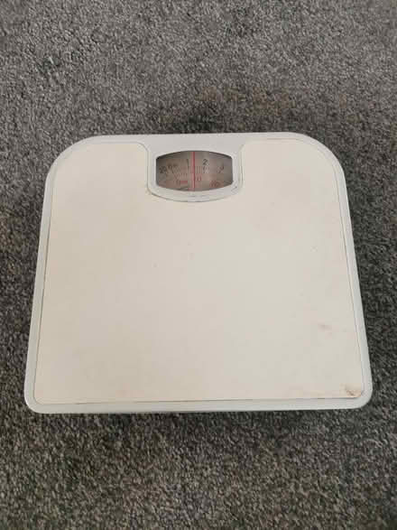 Photo of free Bathroom scales (Stanwell TW19) #1