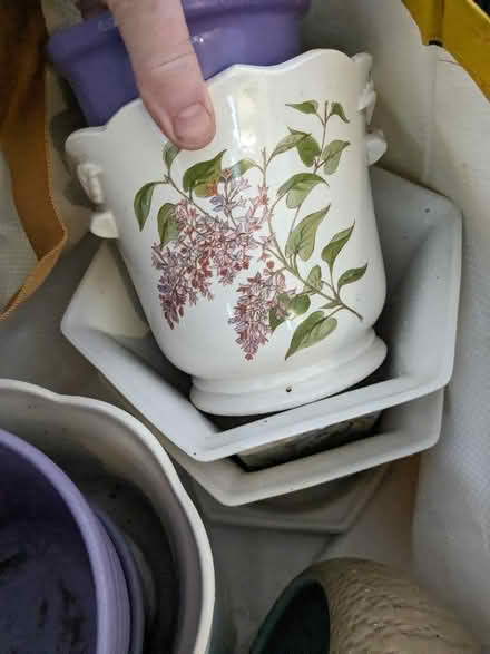 Photo of free Ceramic plant holders (Llandrindod LD1) #2