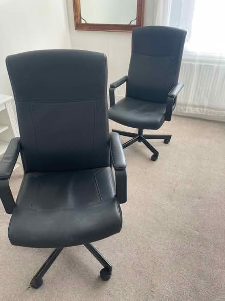 Photo of free 2x office chairs (Tulse hill) #1