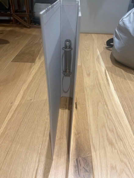 Photo of free A4 folder (SE28) #1