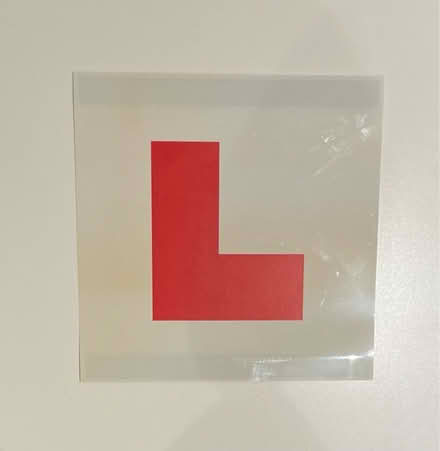 Photo of free Learner Plates (L-plates) magnetic (Amersham HP7) #2