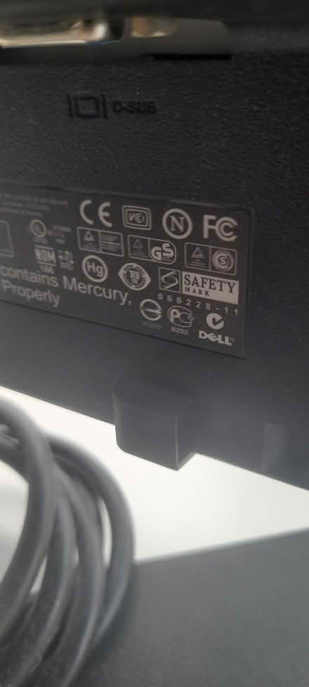 Photo of free Dell screen (Dodford B61) #2
