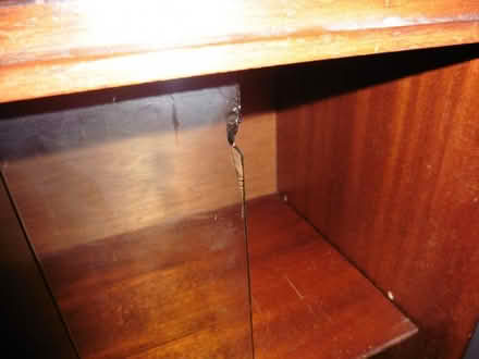 Photo of free Cabinet For Upcycling. (Bedford Centre MK40) #4