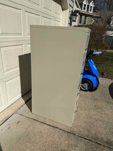 Photo of free 4 drawer file cabinet (Columbia, MD) #1