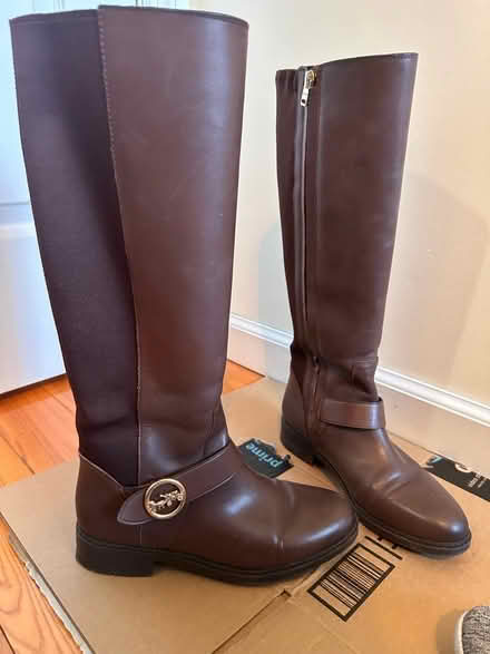 Photo of free Shoes (11377) #1