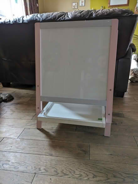 Photo of free Children's easel (Denholme BD13) #1