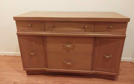 Photo of free dresser (Warrenton, near FHS) #1