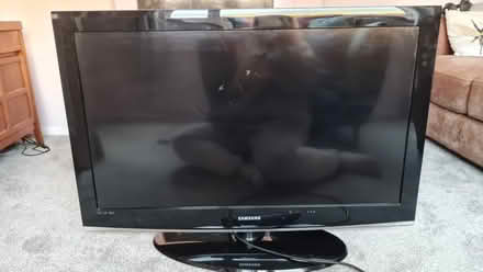 Photo of free Working old style Samsung TV 40 inches (Romiley SK6) #3