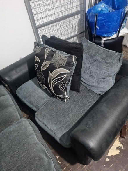 Photo of free 2 sofas (Shirley, croydon) #1