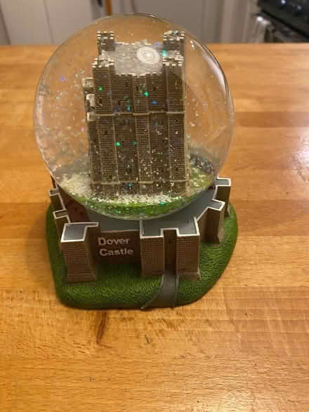 Photo of free Snow globe (CT10) #1