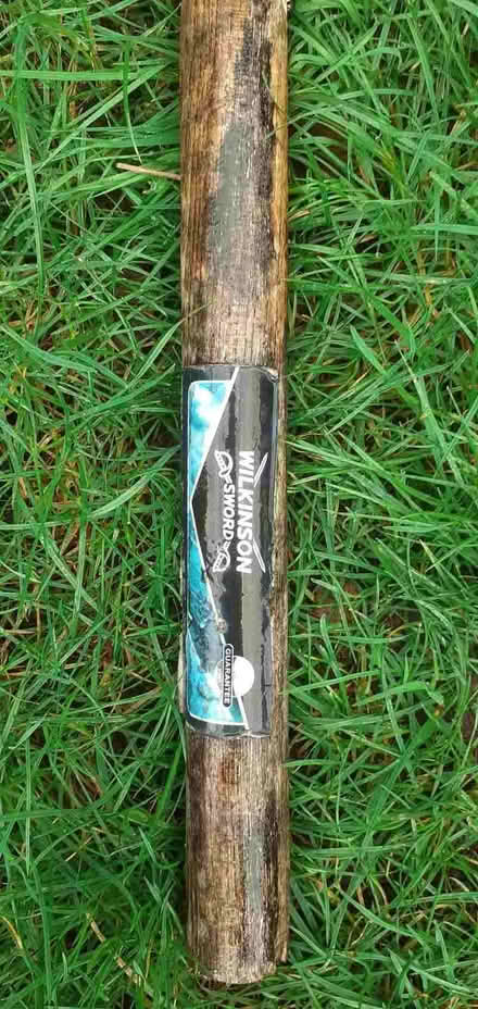 Photo of free Garden fork, broken wooden handle (Waltham Abbey EN9) #2