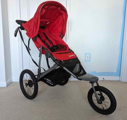 Photo of free Joovy Zoom 360 jogging stroller (Piney orchard, Odenton) #3