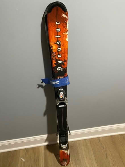 Photo of free Dynastar kids skis (Avon oh) #1