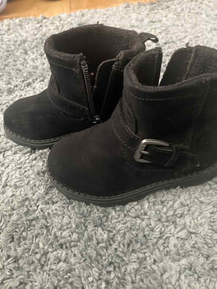 Photo of free H&m boots (E13 Plaistow) #3