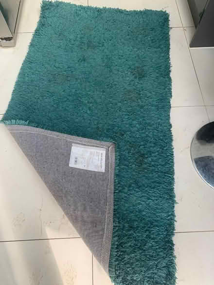 Photo of free Rug - teal colour (Lee SE12) #1