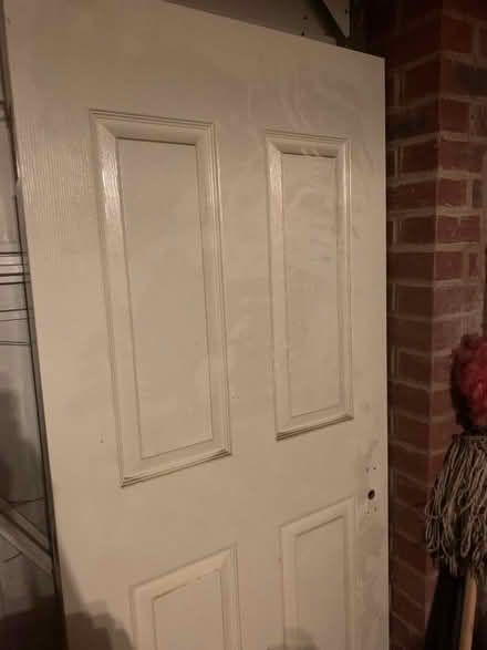Photo of free White Door (Eve Hill DY1) #1