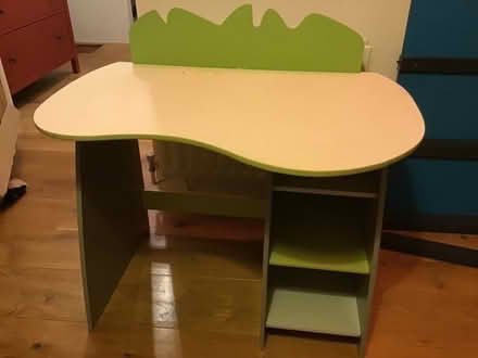 Photo of free Small child’s desk (Sutton Courtenay OX14) #1