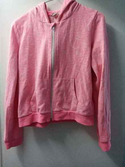 Photo of free Kids zip-up jumper (Chells SG2) #1