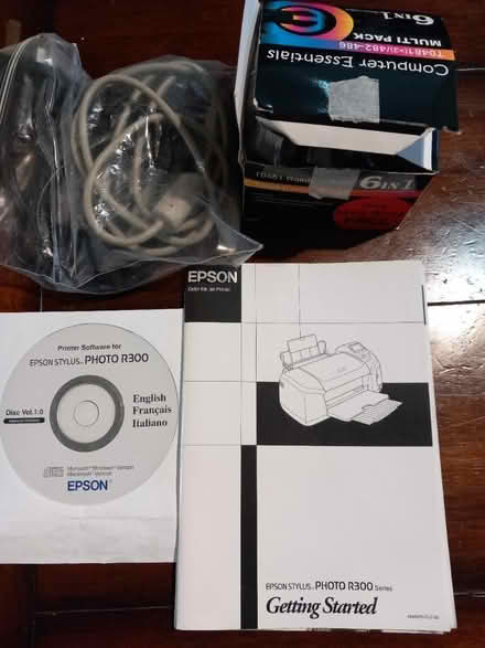 Photo of free Epsom printer R300 (Waterlooville PO8) #1