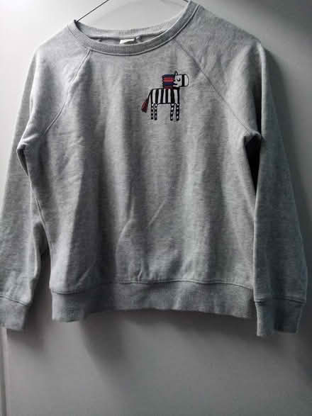 Photo of free Children's jumper (Chells SG2) #1