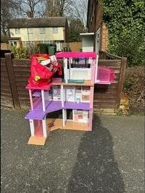 Photo of free Barbie Dream House (Bexleyheath DA6) #1