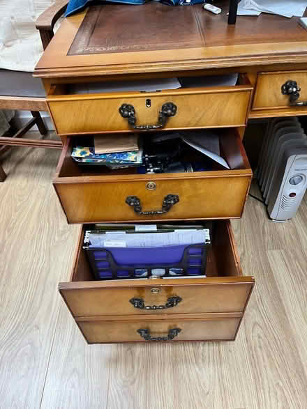 Photo of free Beautiful partner desk (Gospel Oak NW5) #4