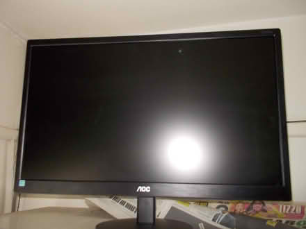 Photo of free AOC 215 LM00041 monitor 22in (Parkside Wimbledon SW19) #1