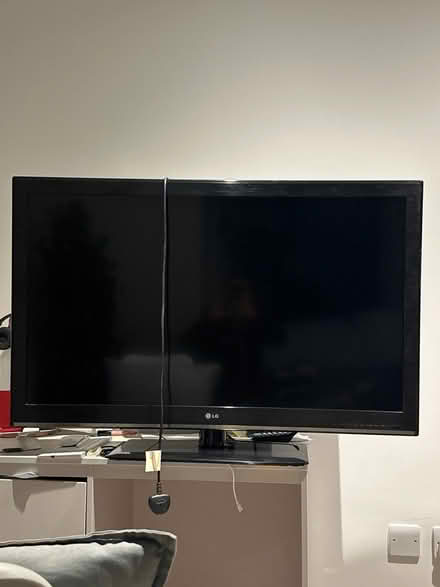 Photo of free lg tv (Bethnal Green) #1