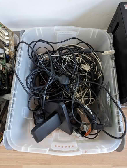 Photo of free PC parts / components / accessories (SevenSisters N15) #3